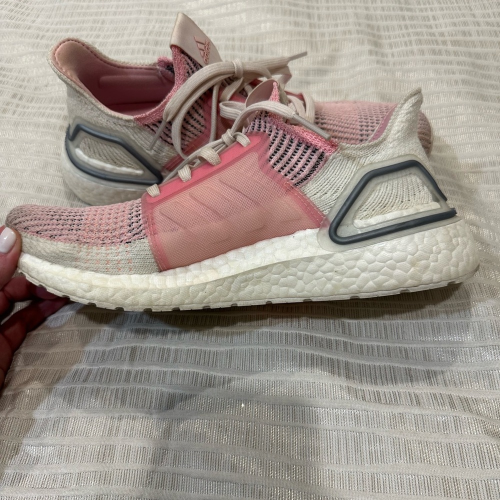 Pink Adidas Ultraboost - Picture 2 of 4